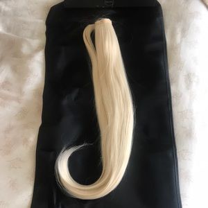 FAUX WRAP PONYTAIL ASH BLONDE (BRAND NEW)
